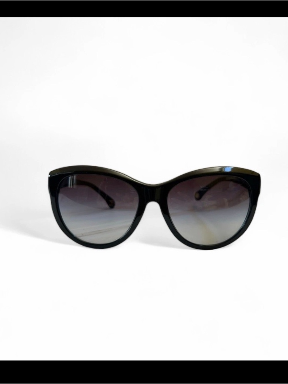 Classic Black Women's Sunglasses - Timeless oversized Cat-Eye Style shades